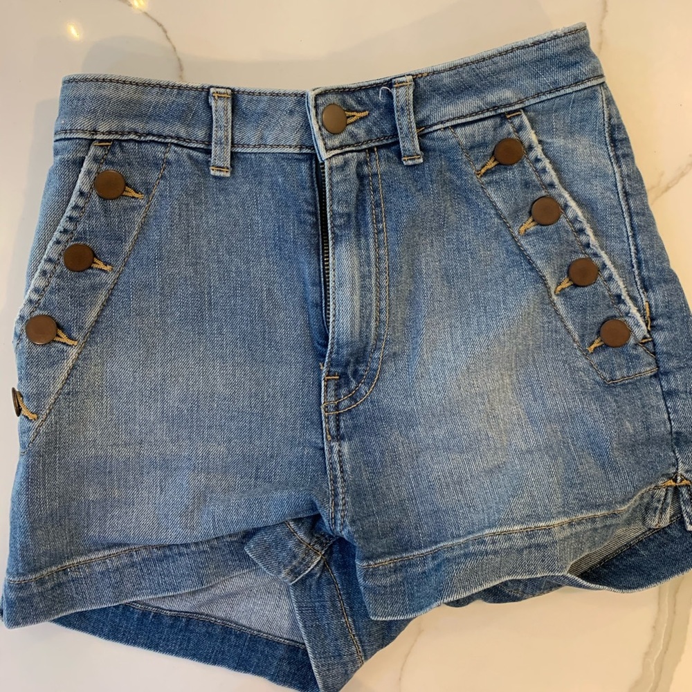 Size 4 (fits like 2) H&M High Waisted Jean Shorts